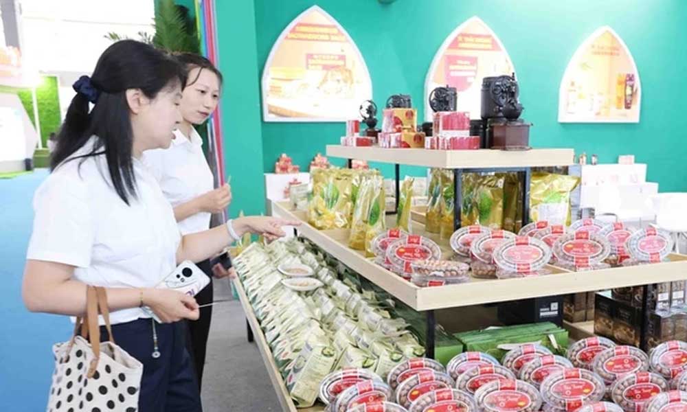 Vietnamese staples showcased at RCEP Economic and Trade Expo in China